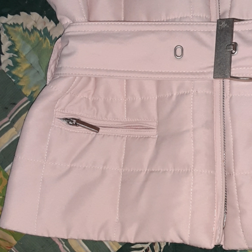 Lauren Ralph Lauren quilted pink vest with belt - Picture 3 of 7